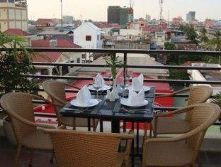 Hi Land Hotel Phnom Pen Exterior foto